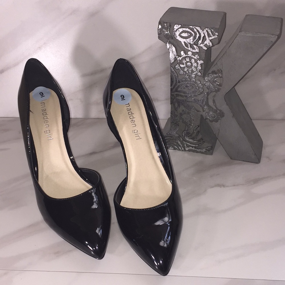 MADDEN GIRL Black Patent Leather Heels SZ 9